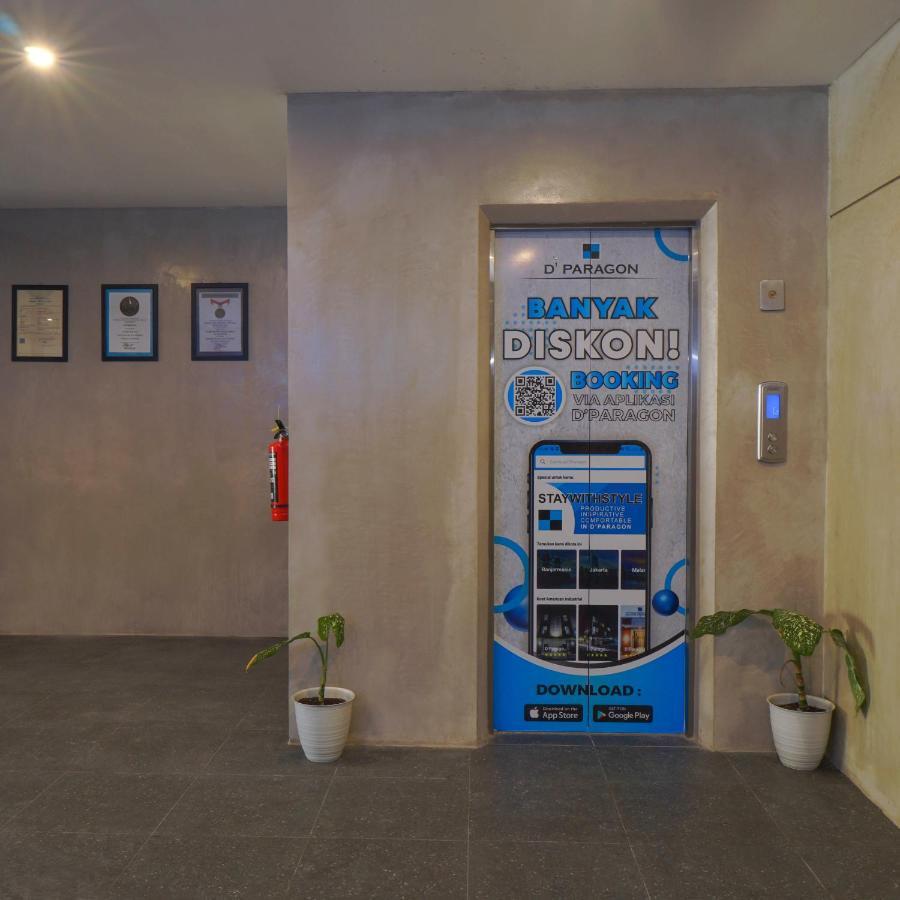 Dparagon Malioboro ジョグジャカルタ エクステリア 写真