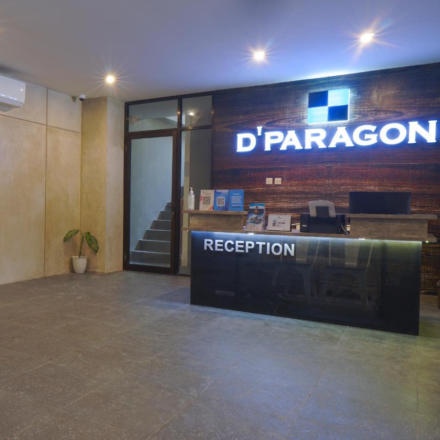 Dparagon Malioboro ジョグジャカルタ エクステリア 写真